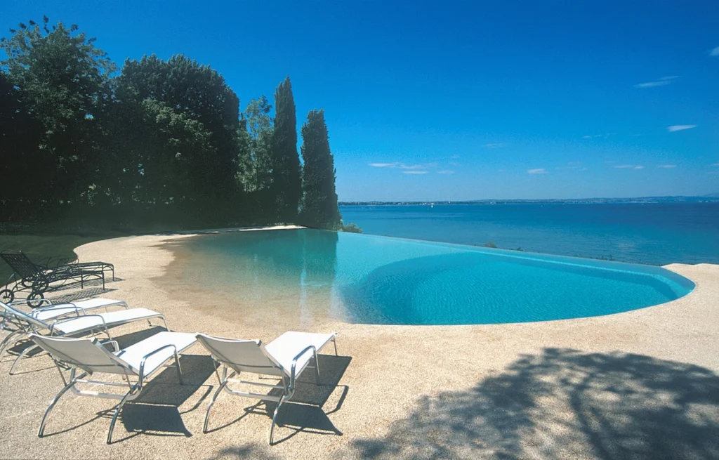 Dove inizia il lago finisce la piscina