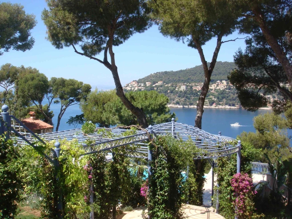 Un affascinante quadro sulla costa francese