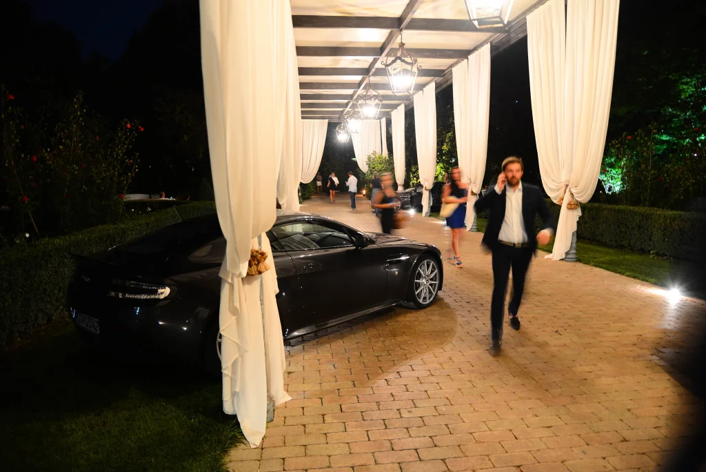 I giardini Paghera ospitano la serata conclusiva del circuito "Arte & Golf" 2016