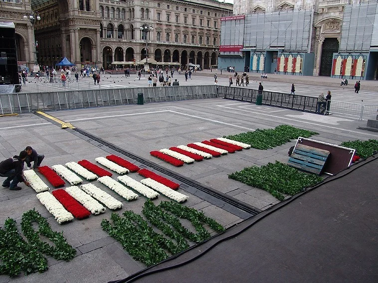 Concert in Piazza Duomo, Milan – “Vegetal tricolours for the Republic’s Day”