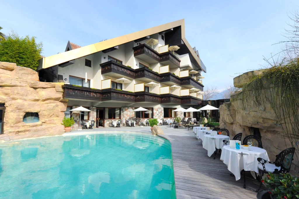 Hotel Vier Jahreszeiten – Silandro