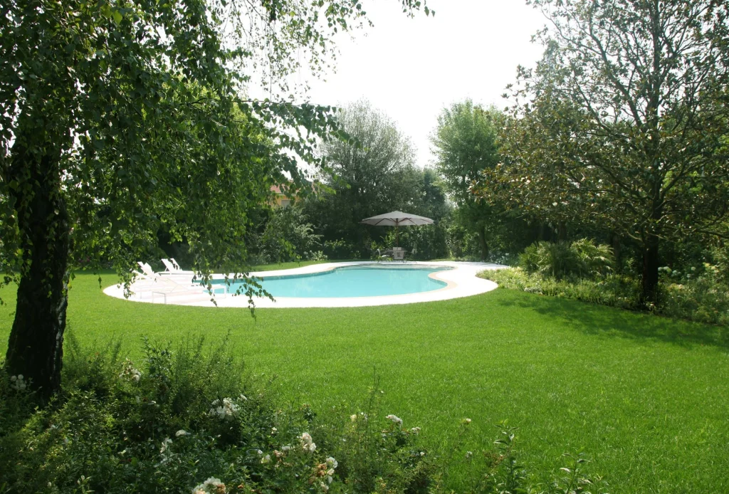 A Modern House Dressed in Green and Blue