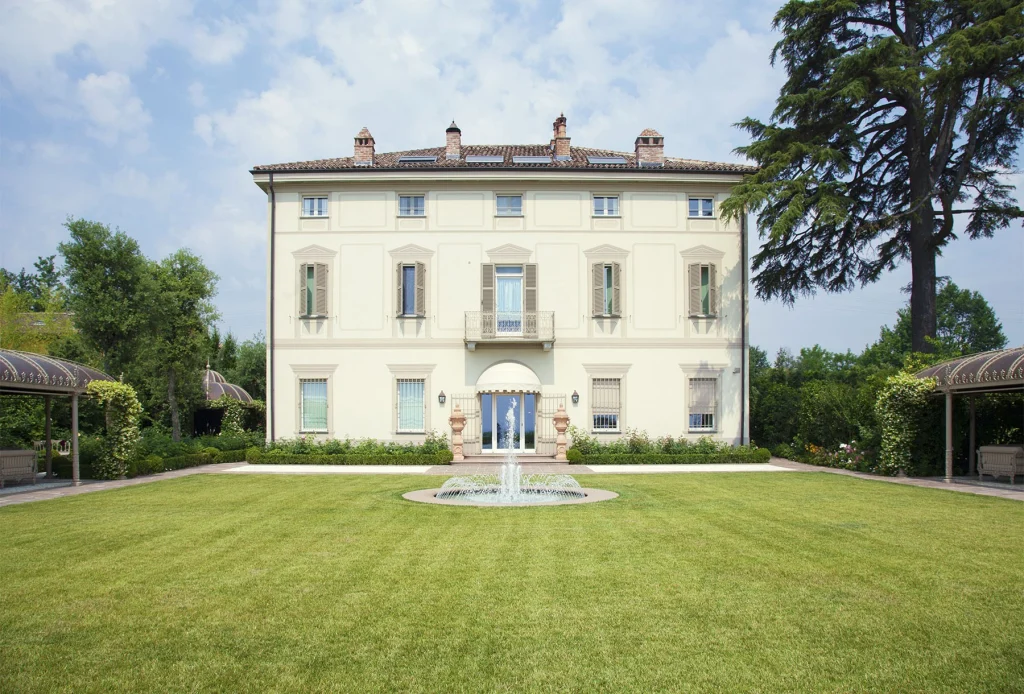 Una casa padronale trasformata in una villa prestigiosa