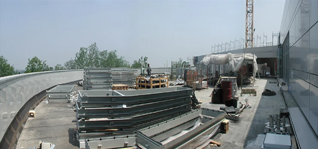 A Rooftop Garden Is Born at the Bank