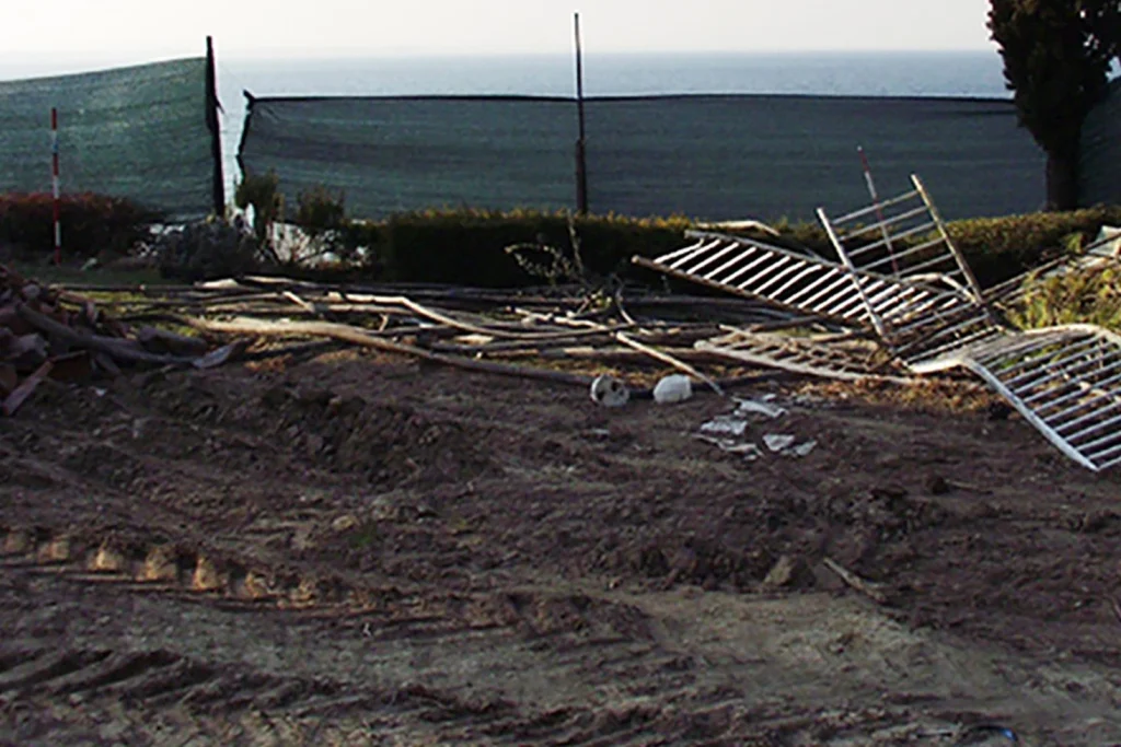 Piscina sul mare, prima dei lavori